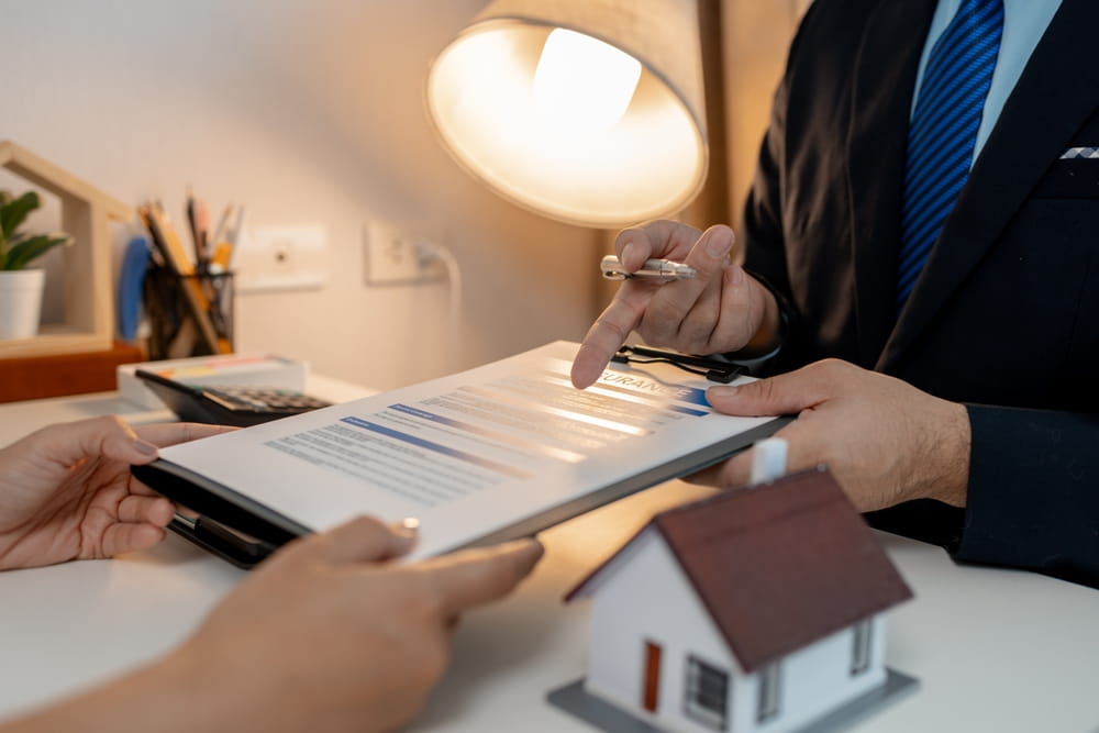 Vendre son bien immobilier : quels documents faut-il préparer avant de mettre son bien sur le marché ?